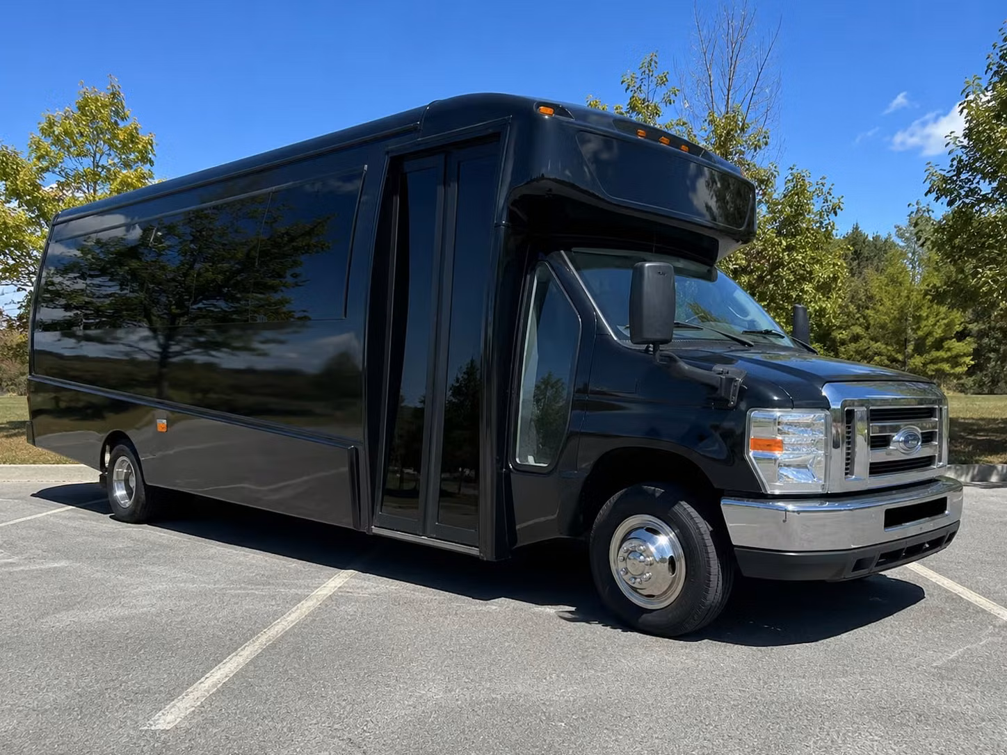 15 passenger minibus