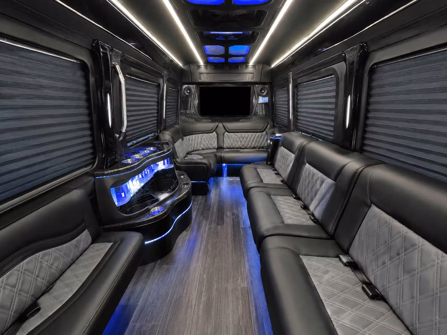 book a daily corporate shuttle for events at the walter e washington convention center and beyond