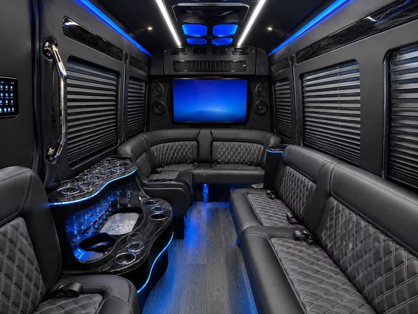 get a private concert shuttle for dc music festivals and outdoor events